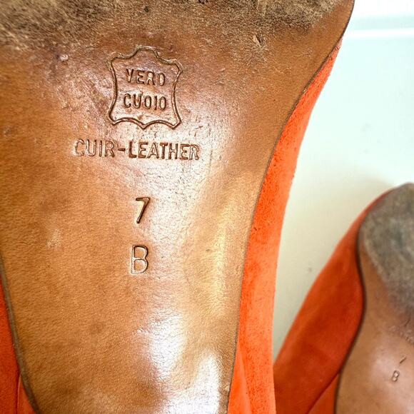 BRUNO MAGLI Suede Pumps Vibrant Orange Low Heel Made in Italy Vintage 7B Classic - Picture 8 of 9